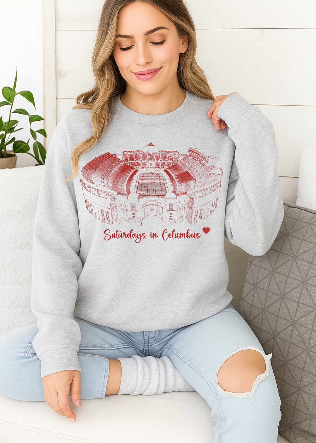 SATURDAYS GRAPHIC TEE  OR SWEATSHIRT