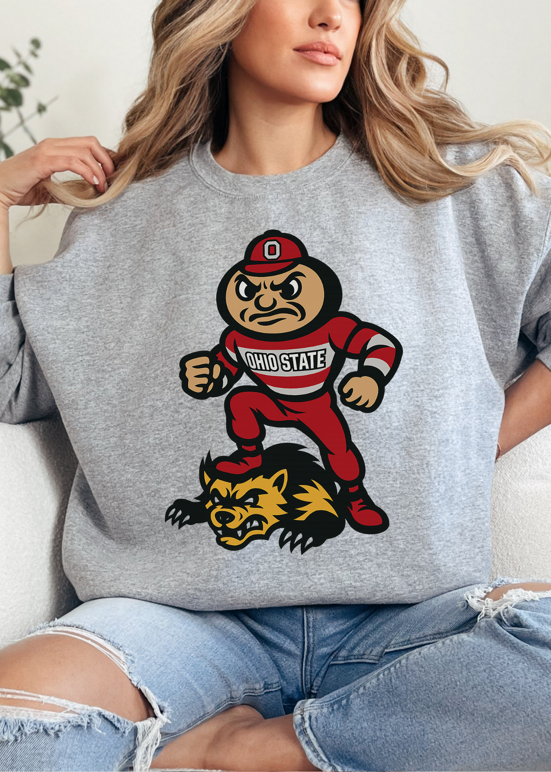 BRUTUS GRAPHIC TEE OR PULLOVER