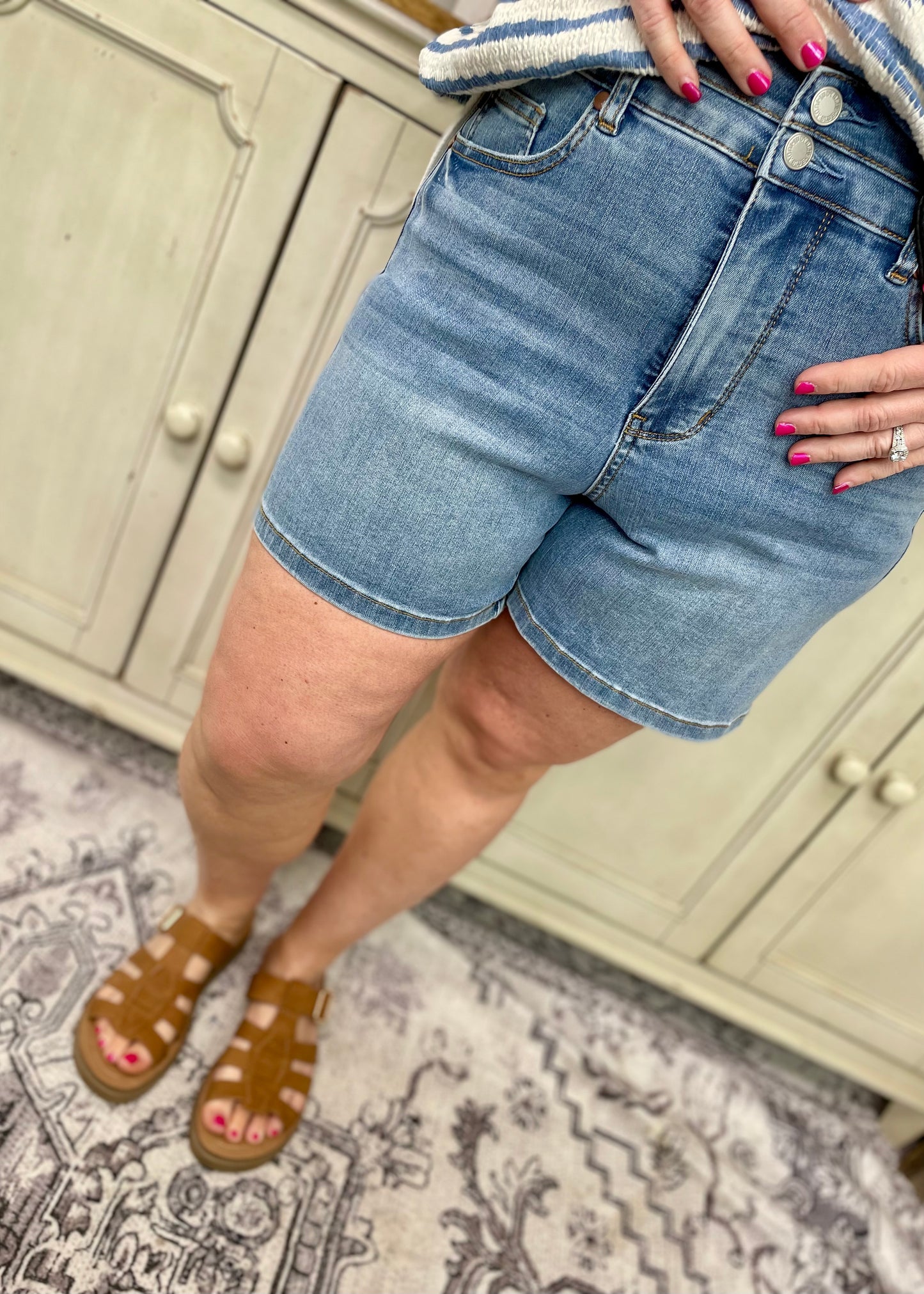 Judy Blue (JB150337) Tummy Control Cool Denim Shorts