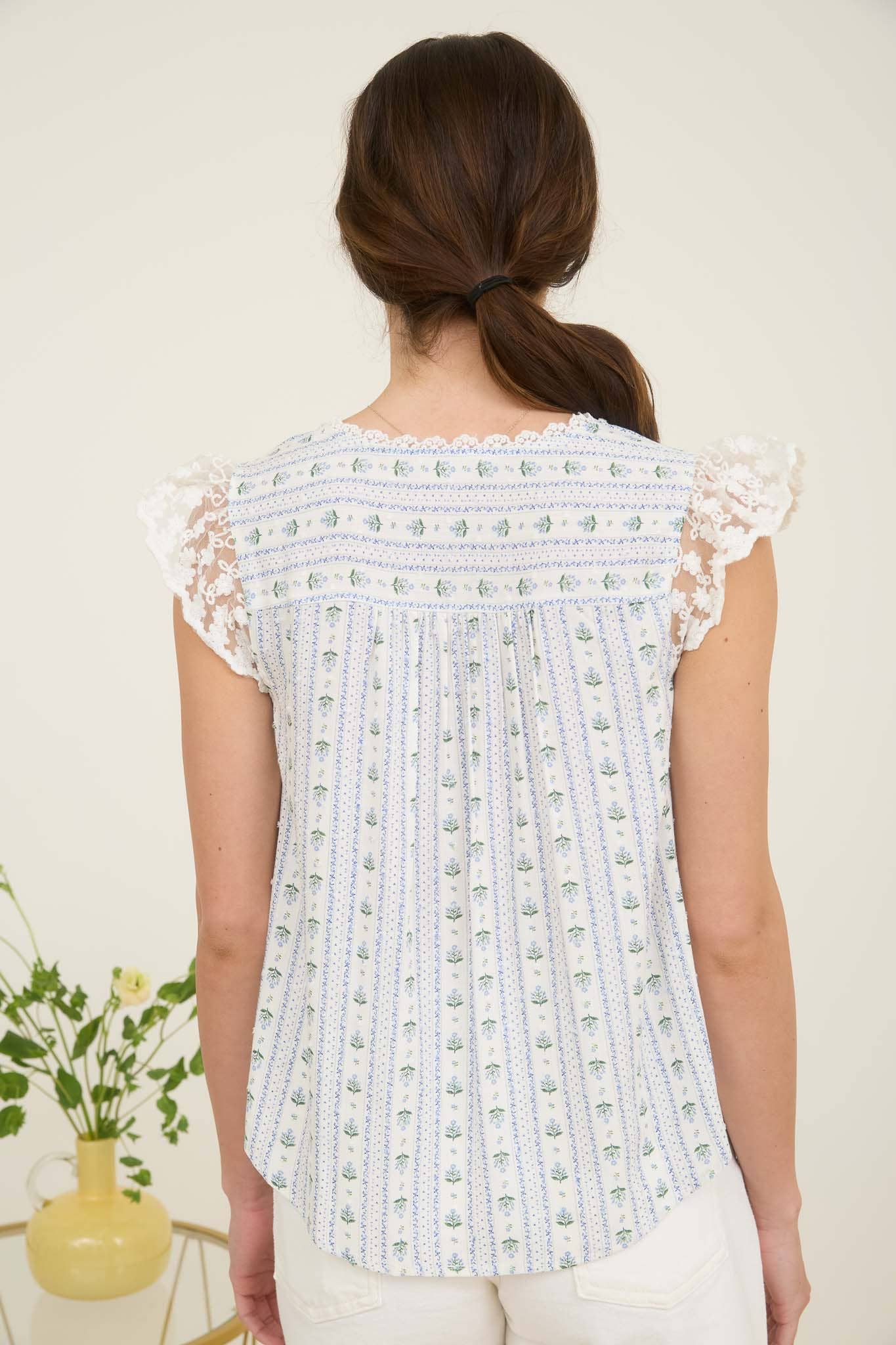 STRIPE FLORAL V NECK LACE TRIM BUTTON DOWN BLOUSE : BLUE MULTI
