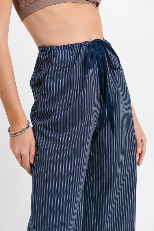 Cropped Wide Leg Pant W/ Front Drawstring - Navy