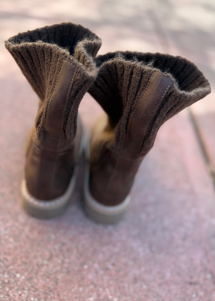 Corky's Quiver Boot - Brown