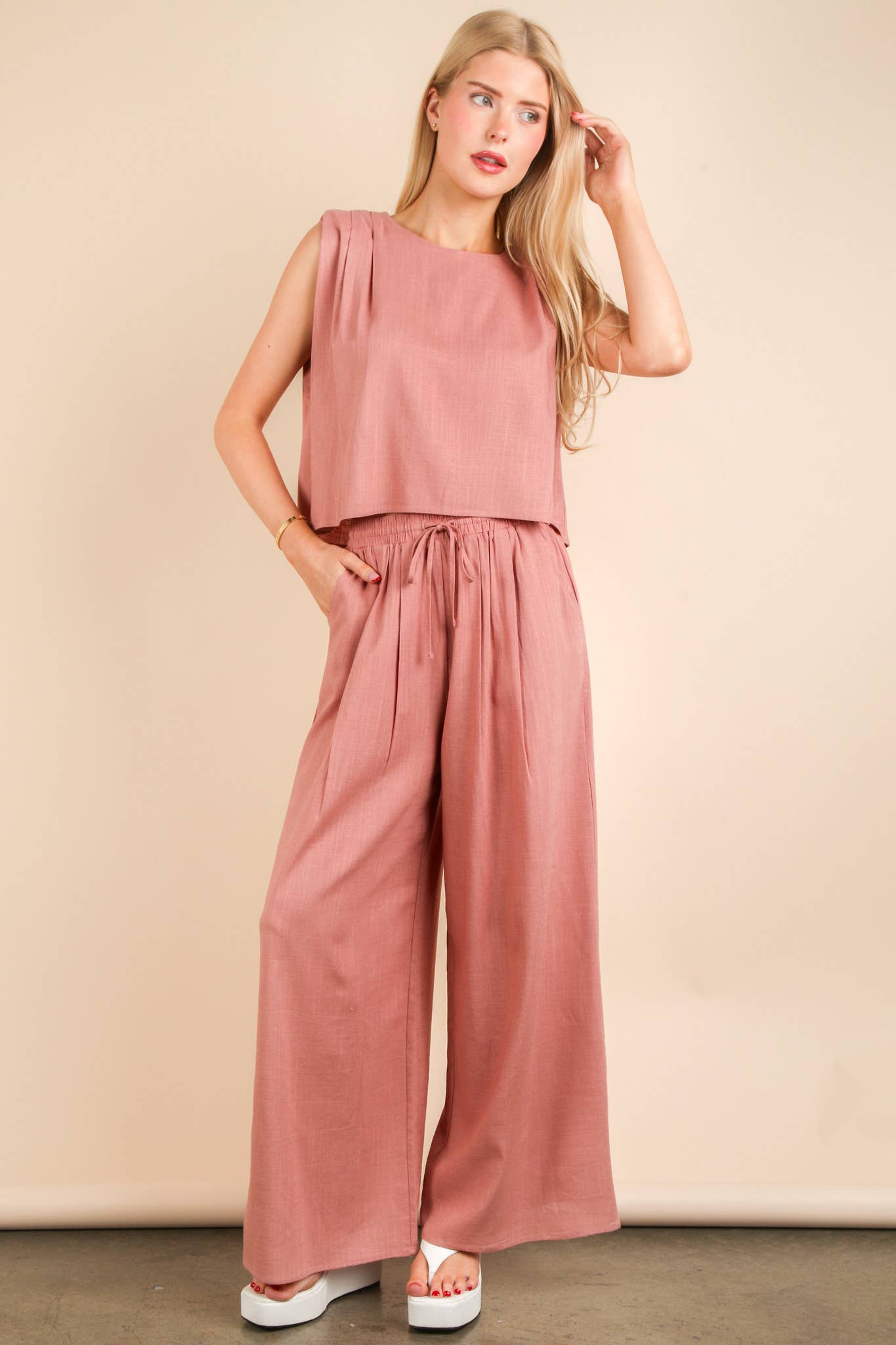 Solid Woven Top: Olive