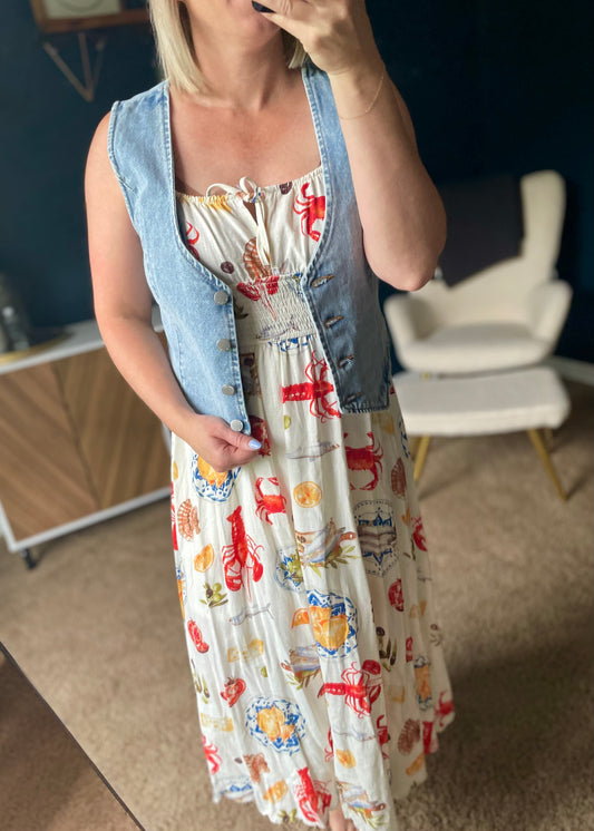 SEASIDE LUNCH PRINT SPAGHETTI STRAP MIDI DRESS