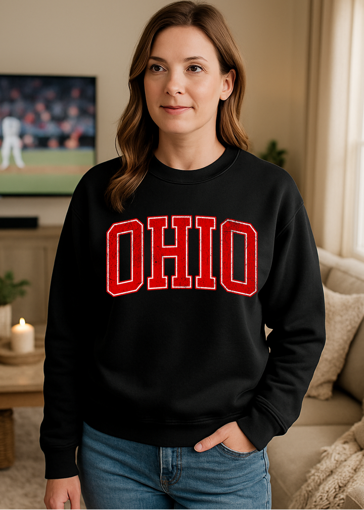 RED DISTRESSED OHIO VARISITY LETTER RED GRAPHIC SWEATSHIRT