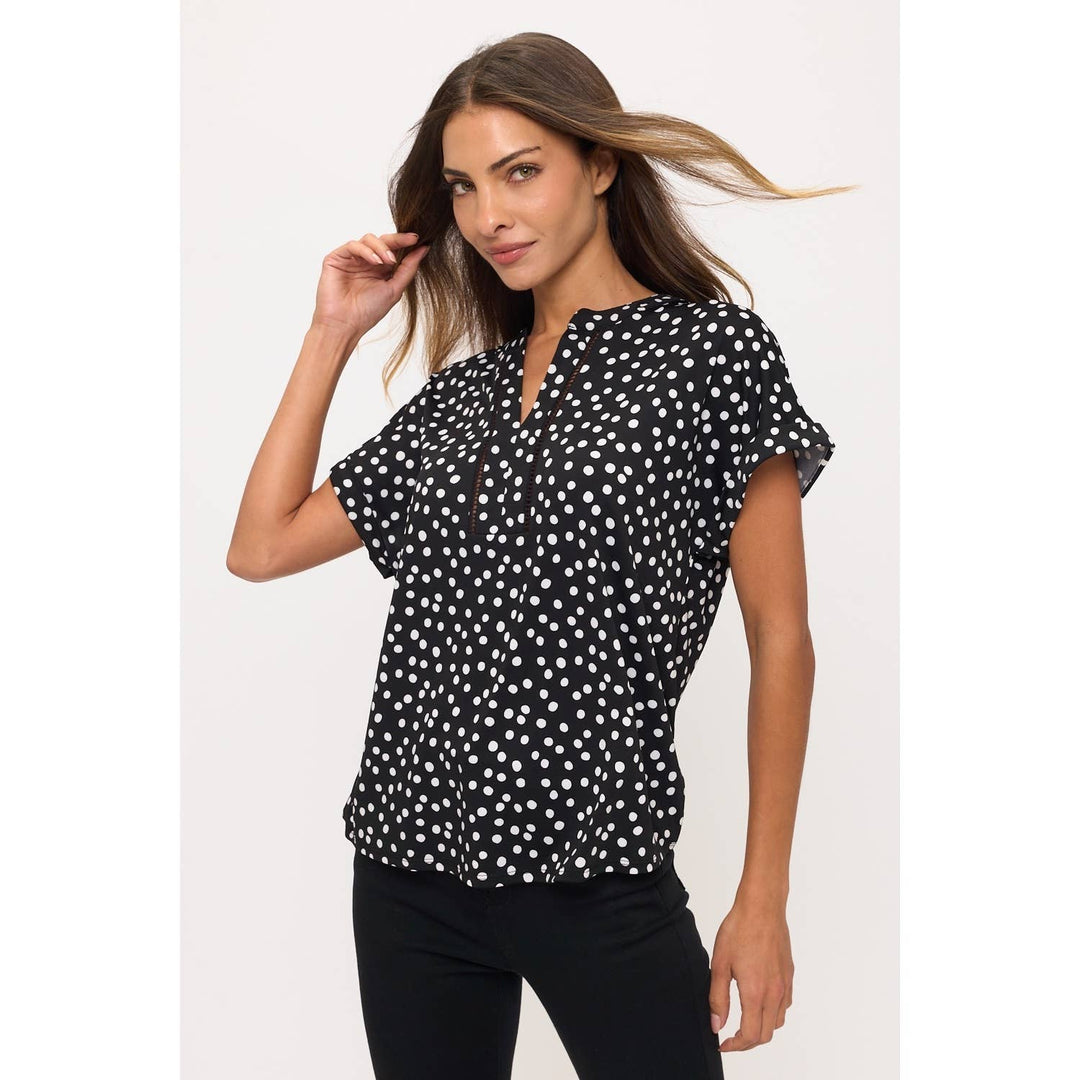 DOT ITY LATTICE PLACKET DOLMAN: BLACK/IVORY