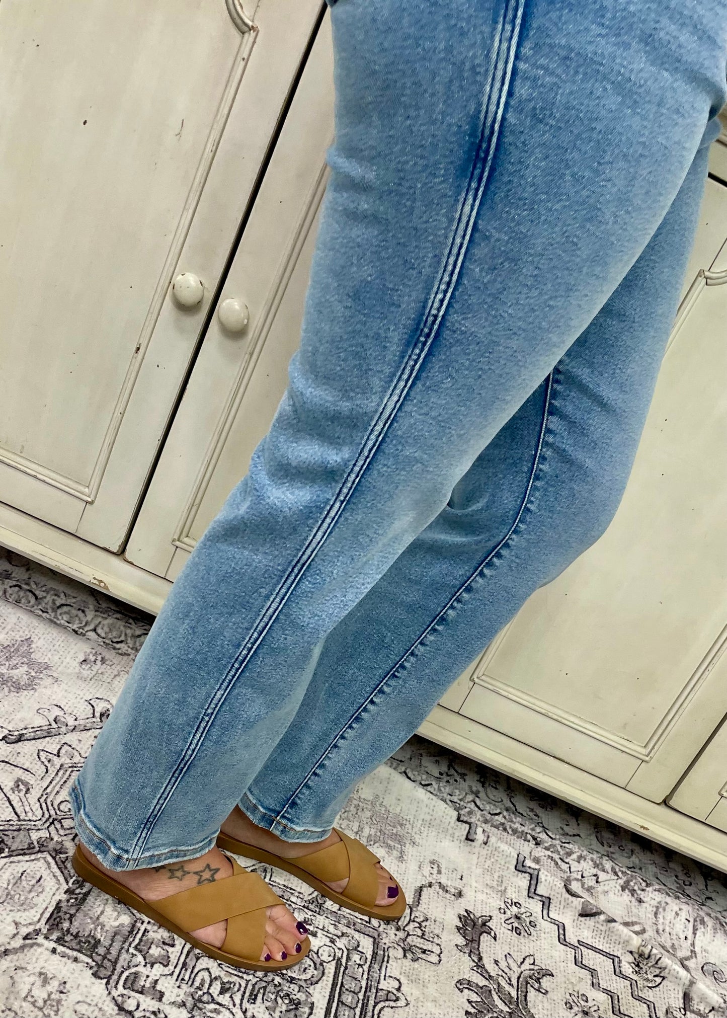 Judy Blue 8607 - High Rise Vintage Straight