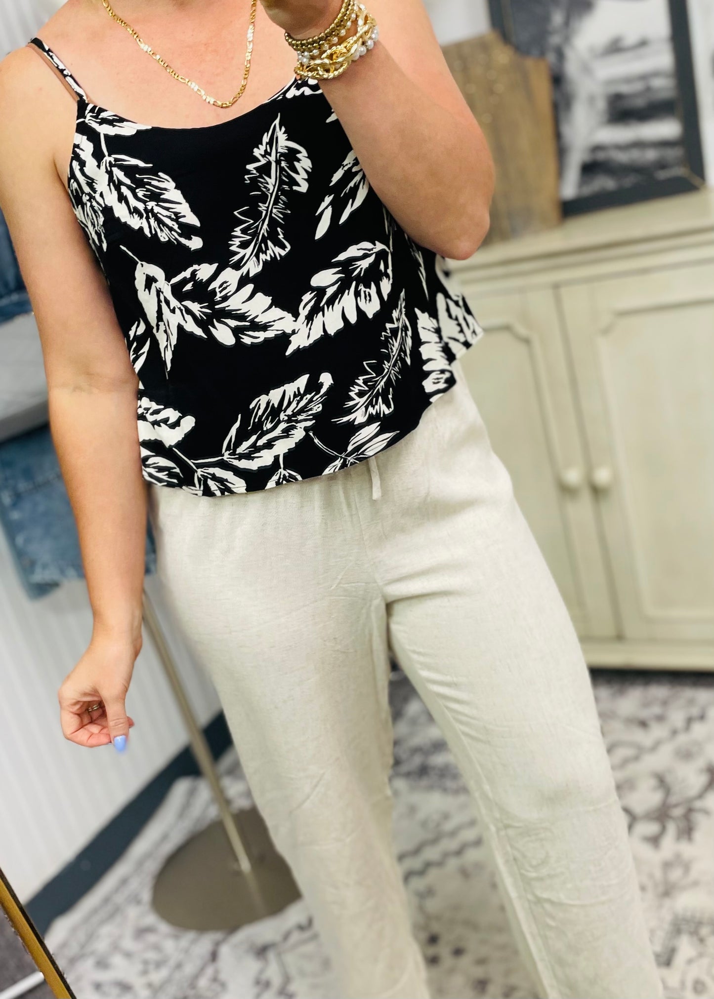 Leaf Cami Top: BLACK/CREAM