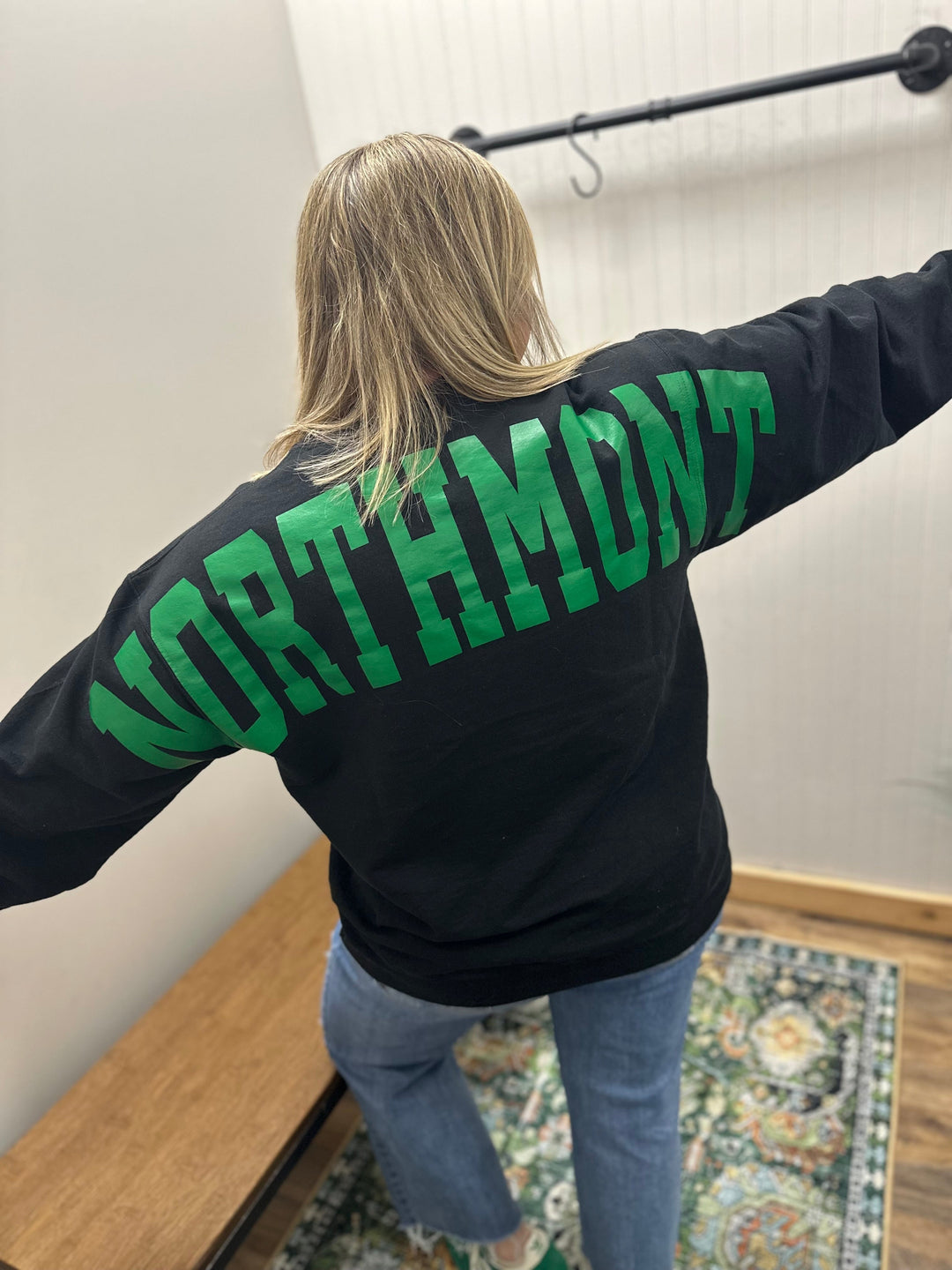 SOLID CUSTOM BIG BACK SWEATSHIRT