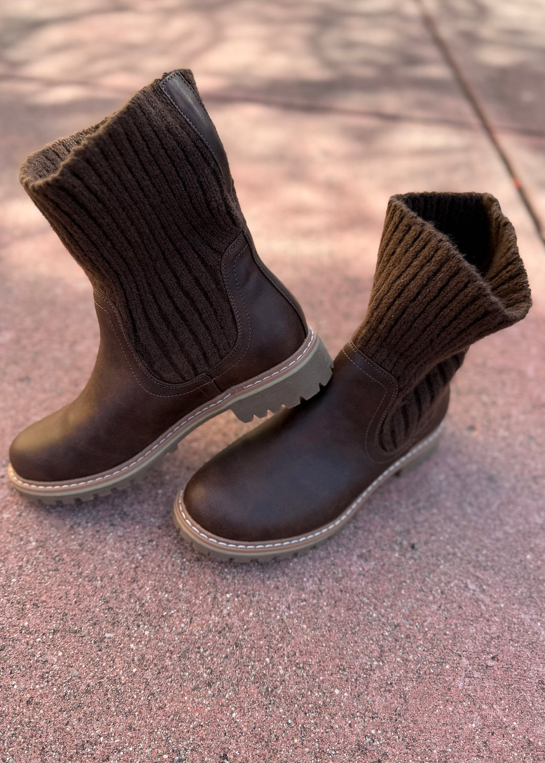 Corky's Quiver Boot - Brown