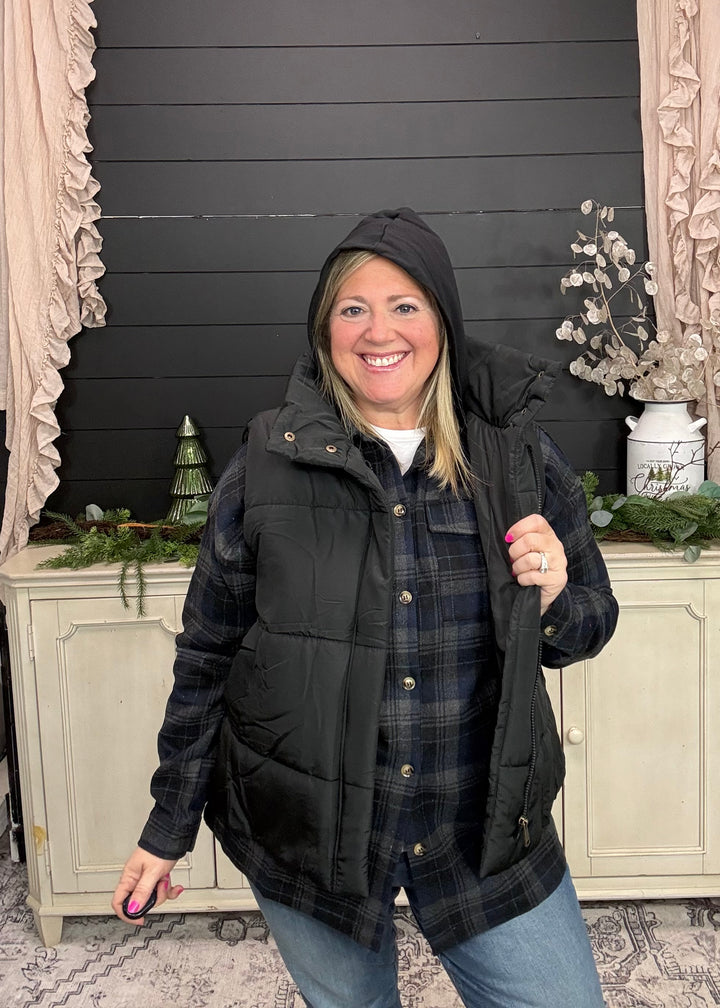 Black Summit Puffer Vest