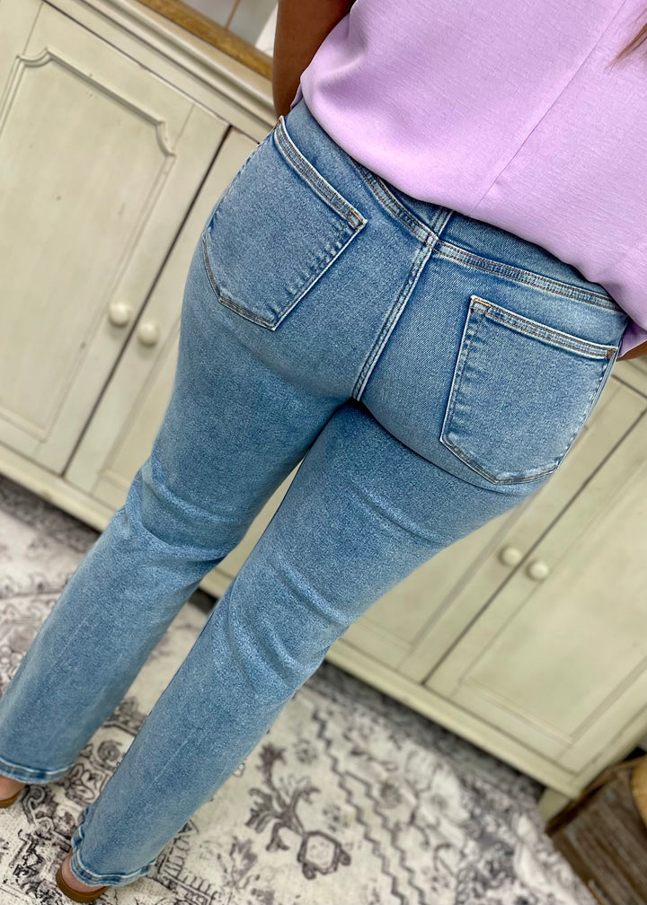 Judy Blue 8607 - High Rise Vintage Straight