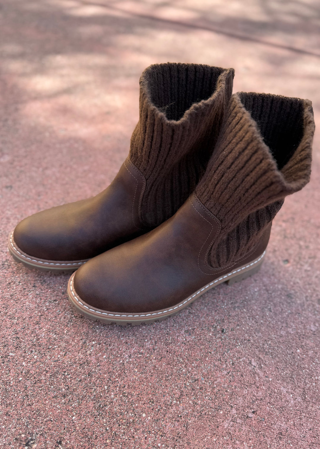 Corky's Quiver Boot - Brown