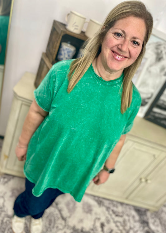 Kelly Green Crinkle Wash Tee