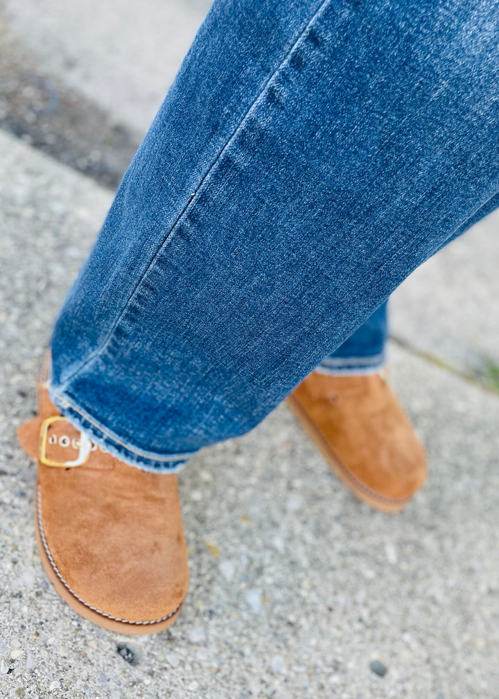 Dark Wash 90's Straight Leg - JB82392